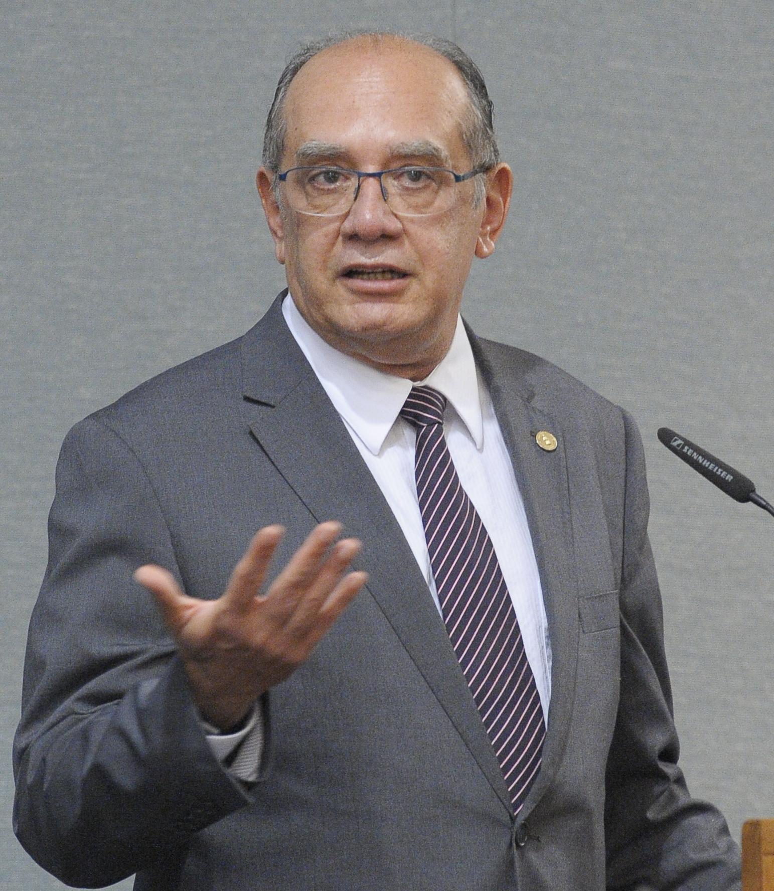 Gilmar Mendes bate boca com Mendonça no STF e diz que “até a máfia tem ética” em sessão sobre Moraes e Vorcaro